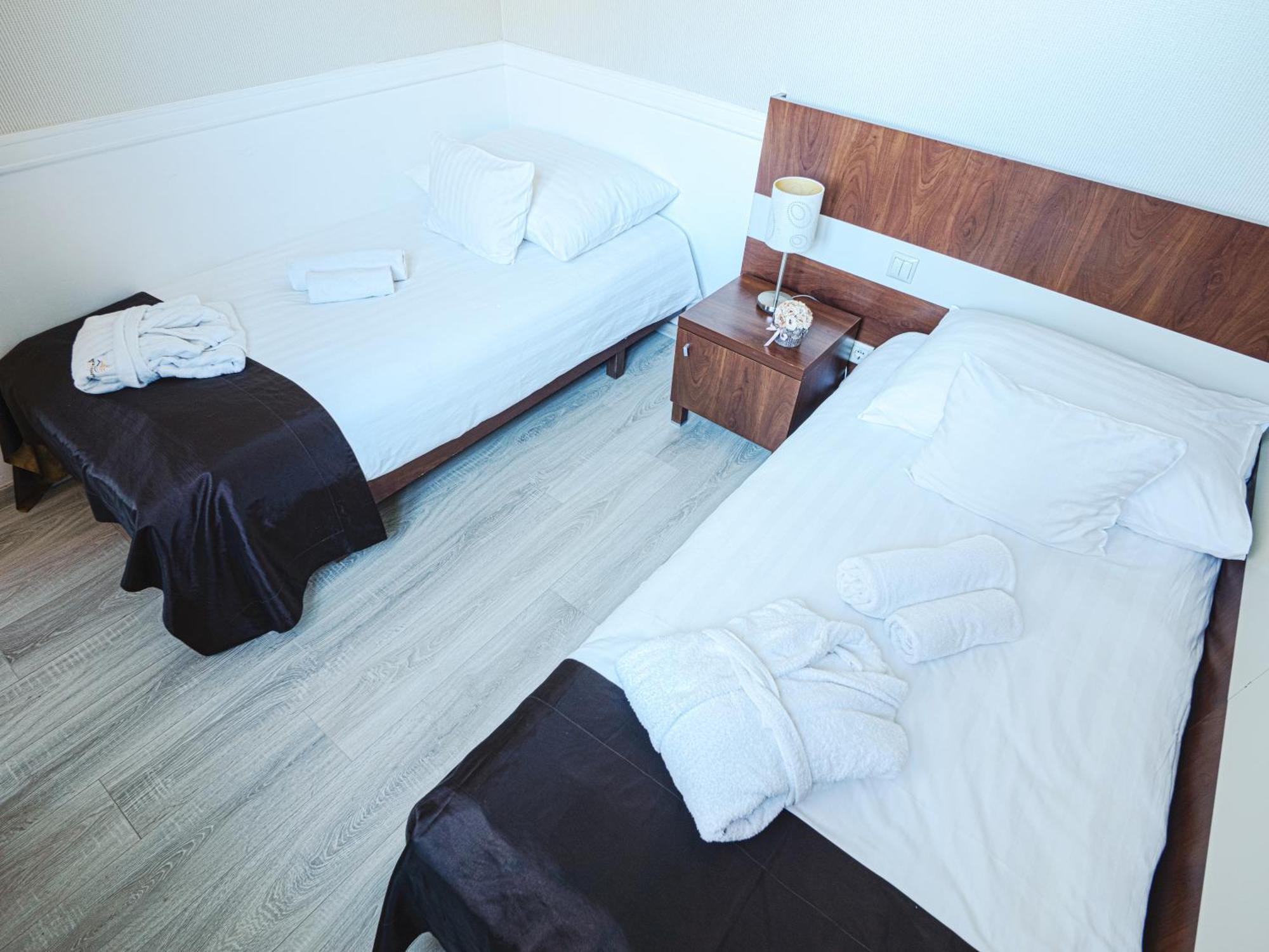 Holiday Beach Budapest Wellness Hotel With Sauna Park Ngoại thất bức ảnh