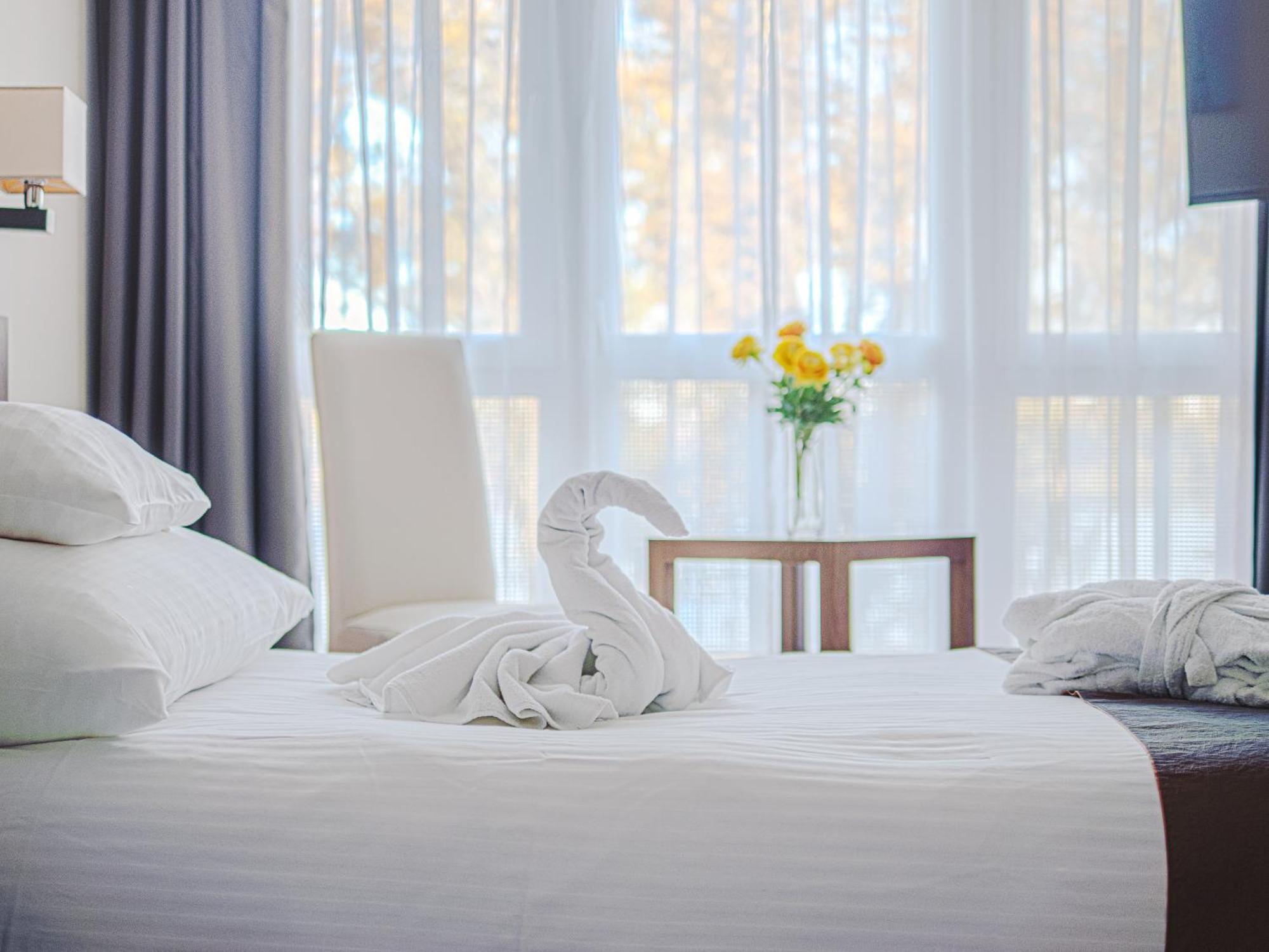 Holiday Beach Budapest Wellness Hotel With Sauna Park Ngoại thất bức ảnh