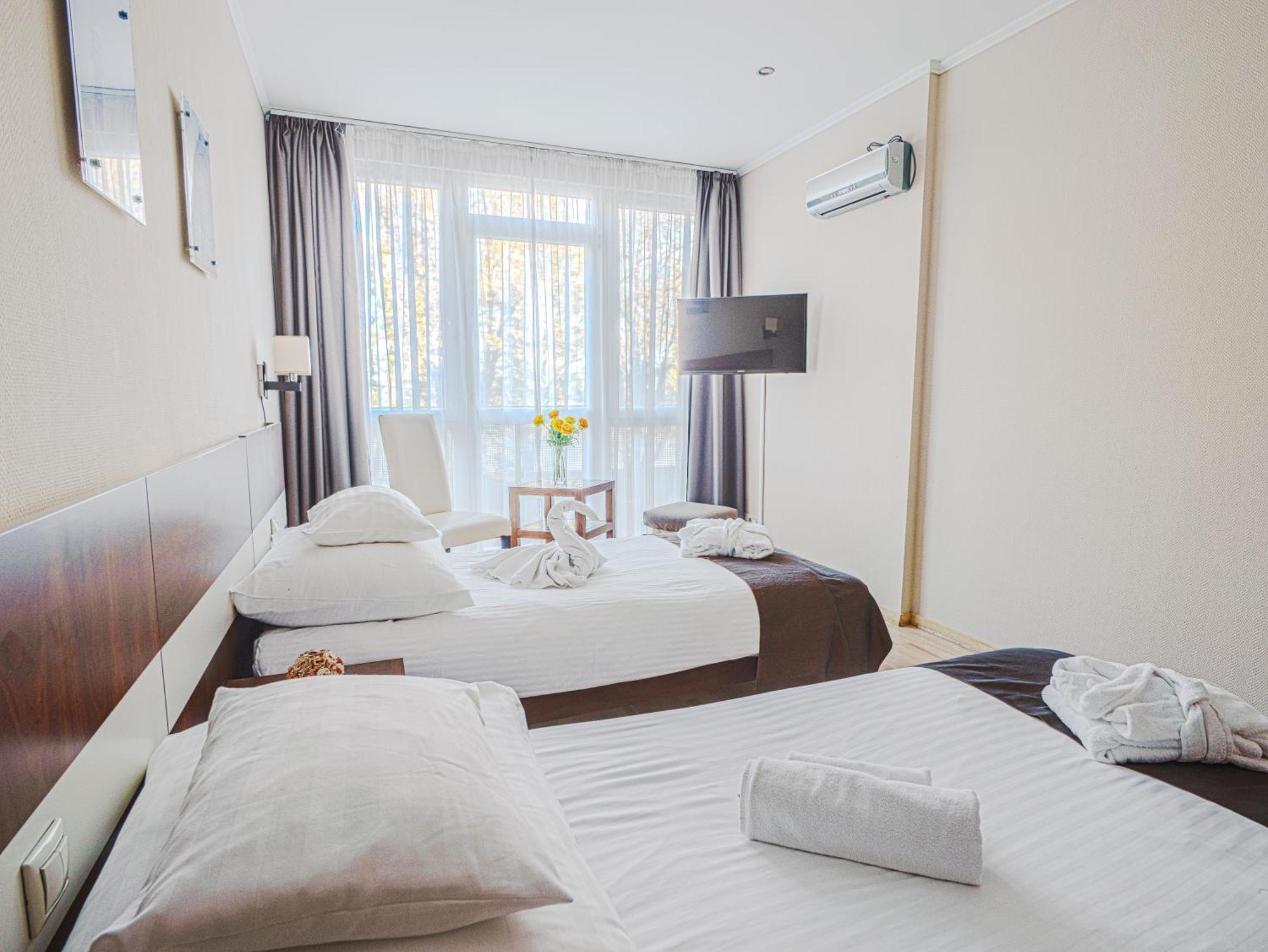 Holiday Beach Budapest Wellness Hotel With Sauna Park Ngoại thất bức ảnh