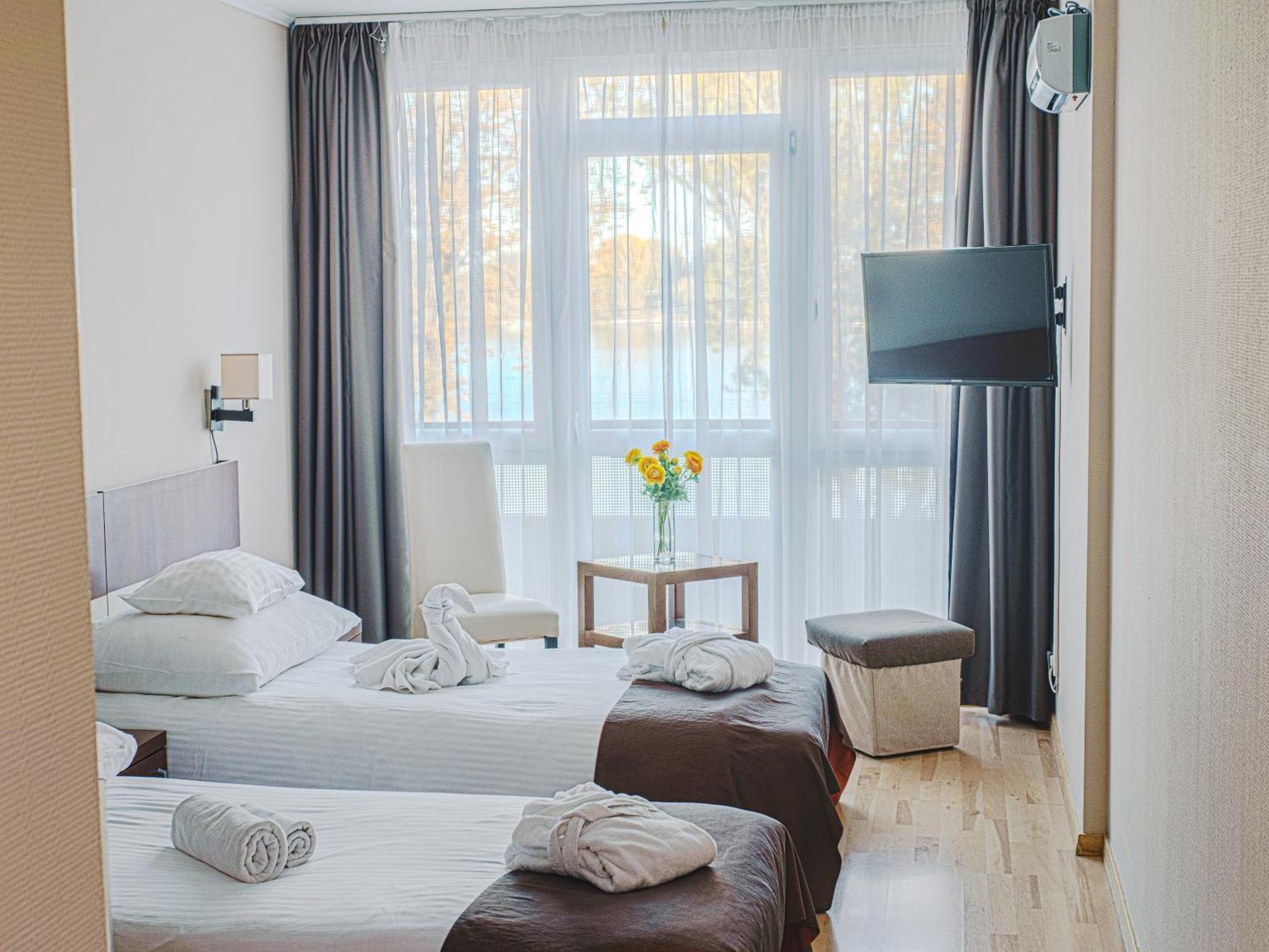 Holiday Beach Budapest Wellness Hotel With Sauna Park Ngoại thất bức ảnh
