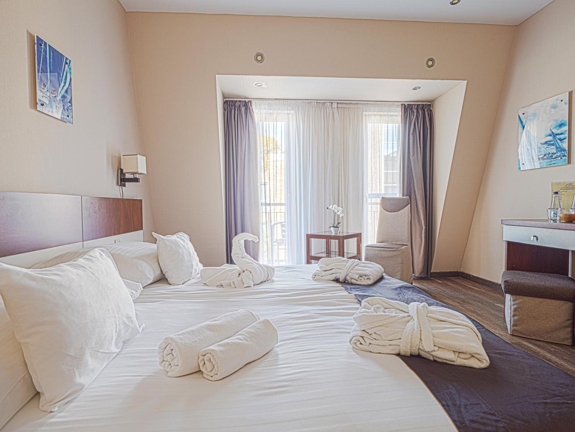 Holiday Beach Budapest Wellness Hotel With Sauna Park Ngoại thất bức ảnh