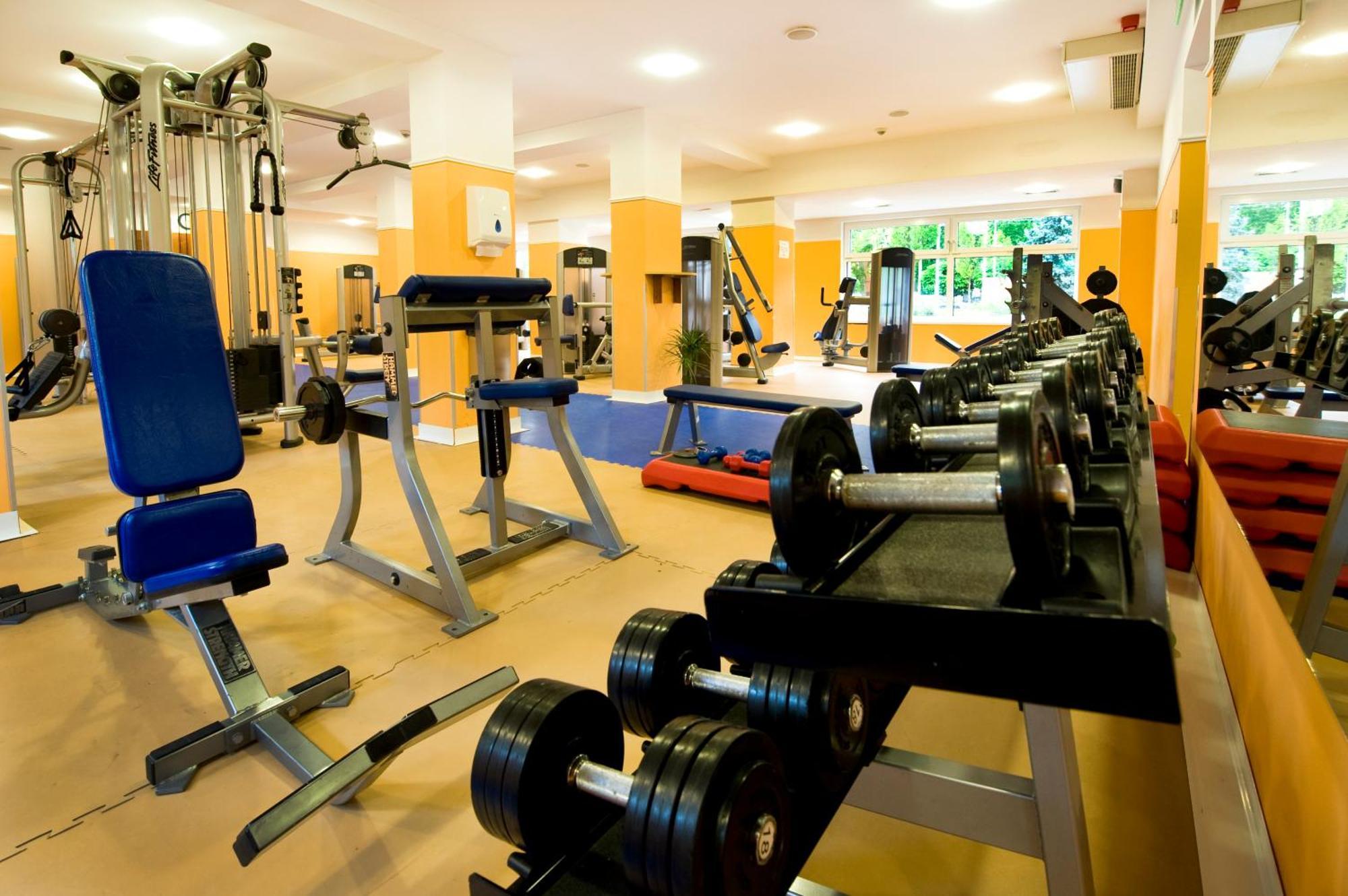 Holiday Beach Budapest Wellness Hotel With Sauna Park Ngoại thất bức ảnh