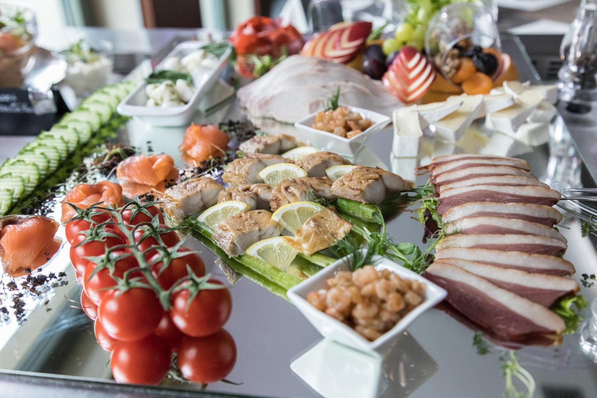Holiday Beach Budapest Wellness Hotel With Sauna Park Ngoại thất bức ảnh