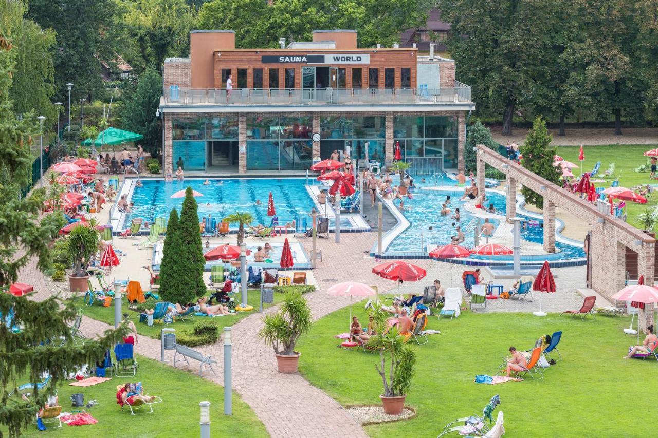 KHÁCH SẠN HOLIDAY BEACH BUDAPEST WELLNESS HOTEL WITH SAUNA PARK BUDAPEST 4*  (Hungary) - từ VND 2232558 | HOTELMIX